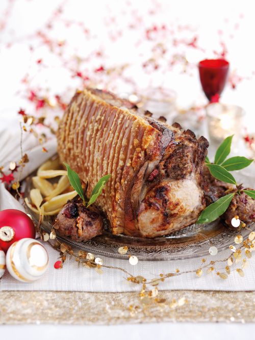 https://www.greatbritishfoodawards.com/assets/images/recipes/Roast-Loin-of-Pork-with-sloe-gin-and-stuffing.jpg