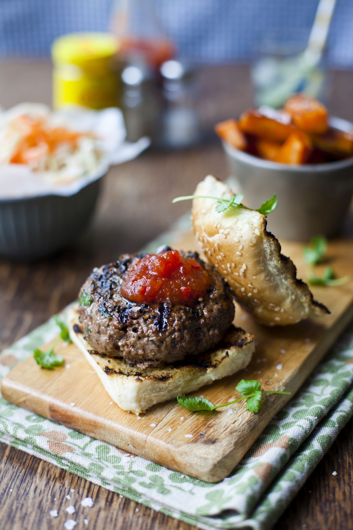 Peppercorn Studded Burger, Tricolour Slaw & Sweet Potato Wedges