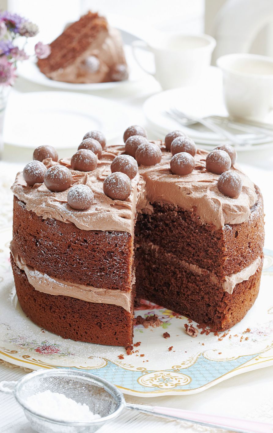 Mary Berry’s Malted Chocolate Cake