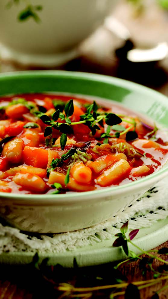 Mediterranean Minestrone Soup with Thyme