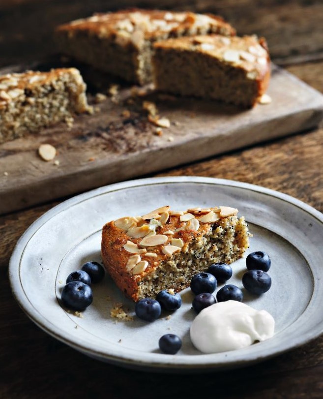 Hugh Fearnley Whittingstall’s Almond Cake