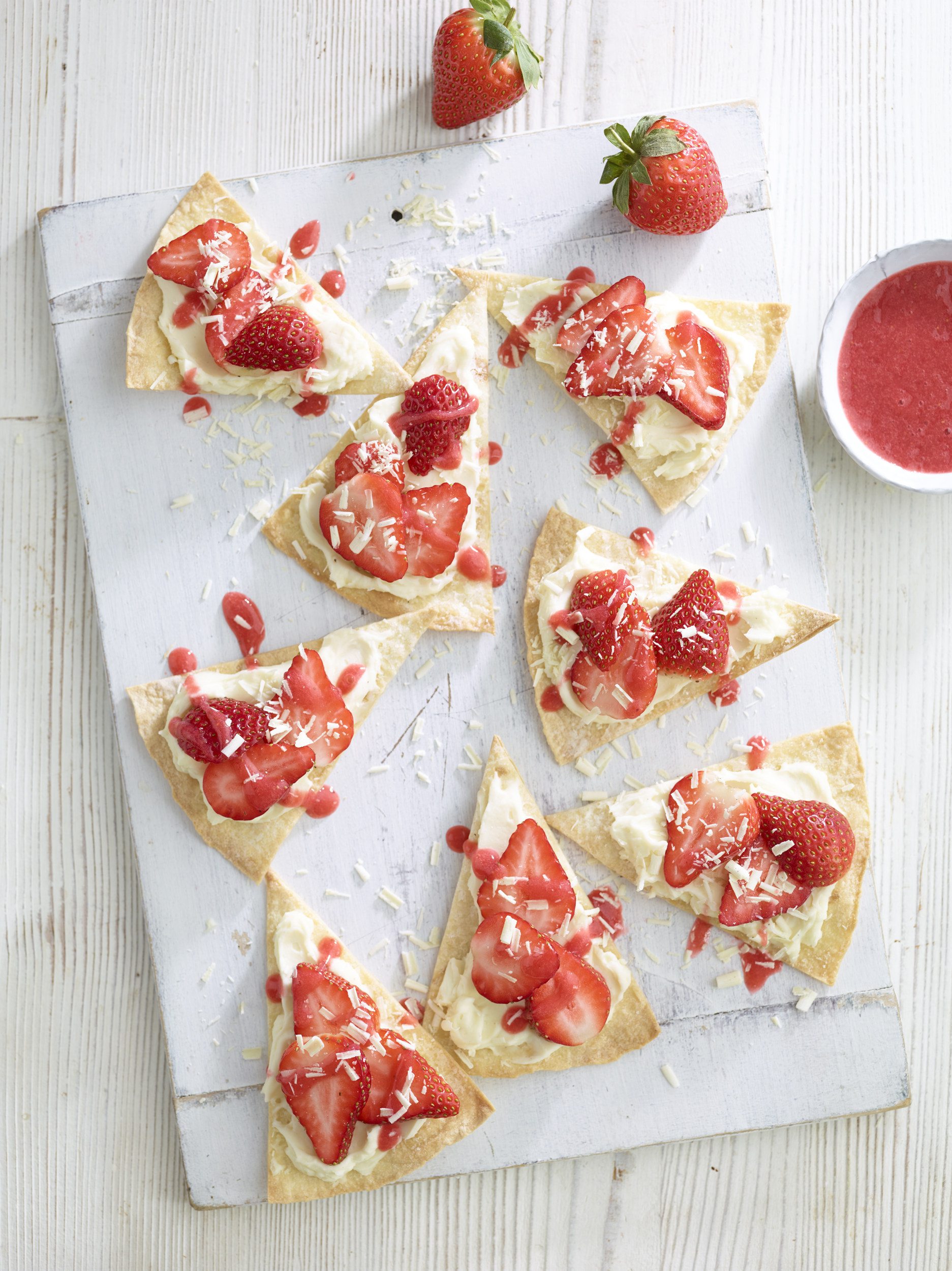 Strawberry Cheesecake Nachos